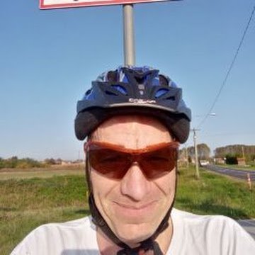 miklajos adatlap képe